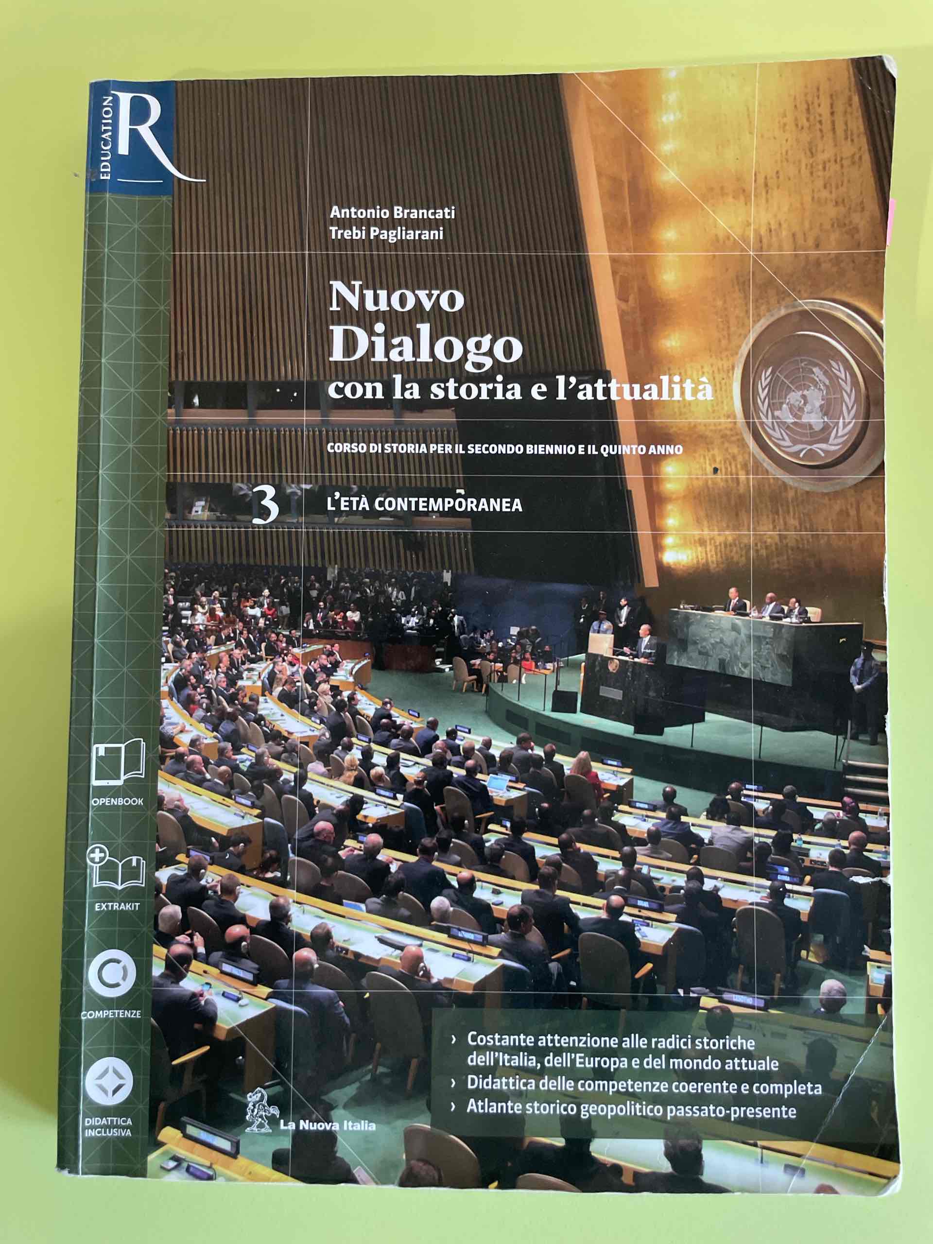 Nuovo dialogo con la storia e l'attualità. Con Extrakit-Openbook. Per le Scuole superiori. Con e-book. Con espansione online. Vol. 3 libro usato