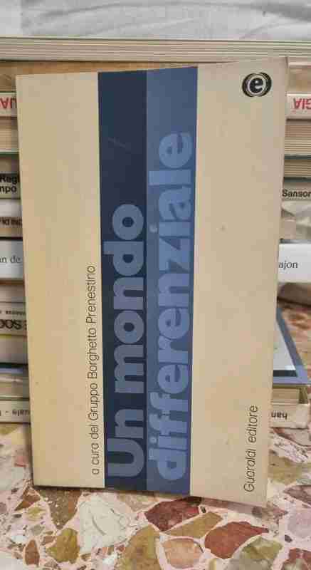 Un mondo differenziale libro usato