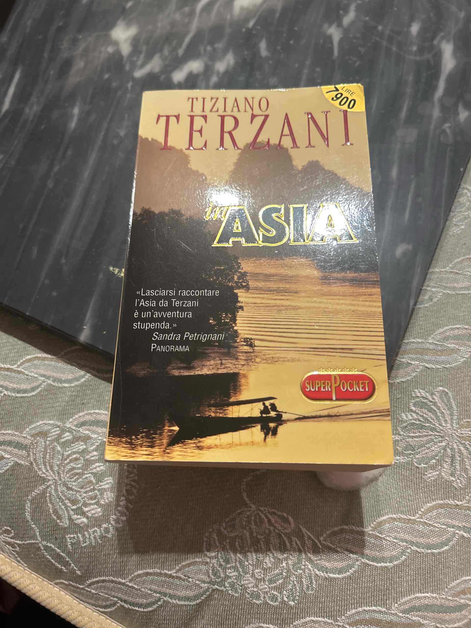 IN ASIA  libro usato